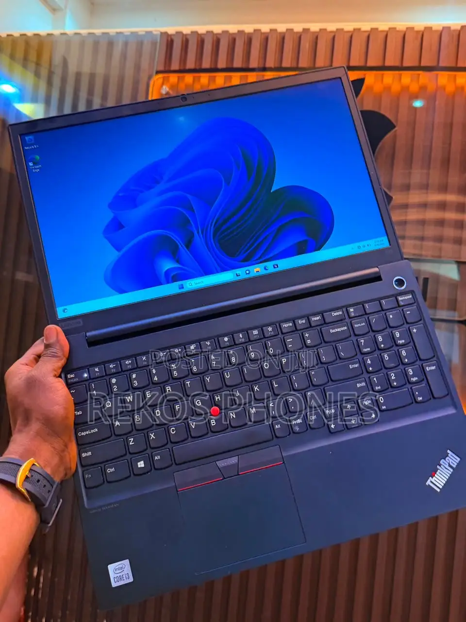 New Laptop Lenovo ThinkPad E15 8GB Intel Core i3 SSD 256GB