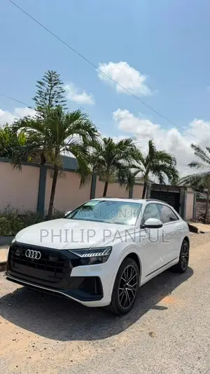 Audi Q8 2021 White