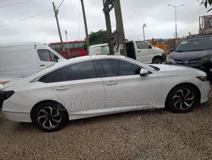 Honda Accord 2018 White