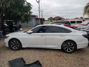 Honda Accord 2018 White