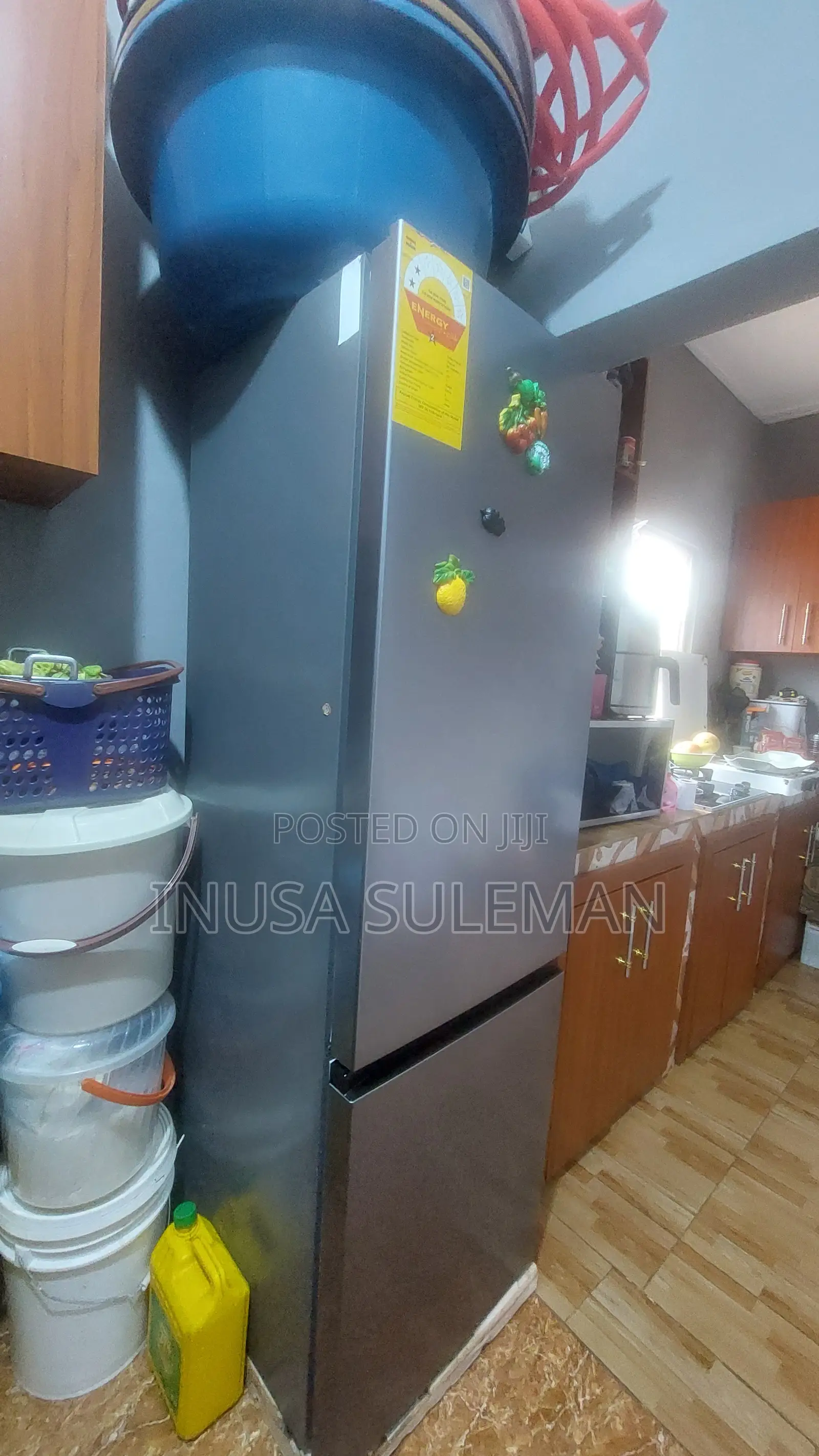 Hisense Fridge 268L 2 Doors Very Neat