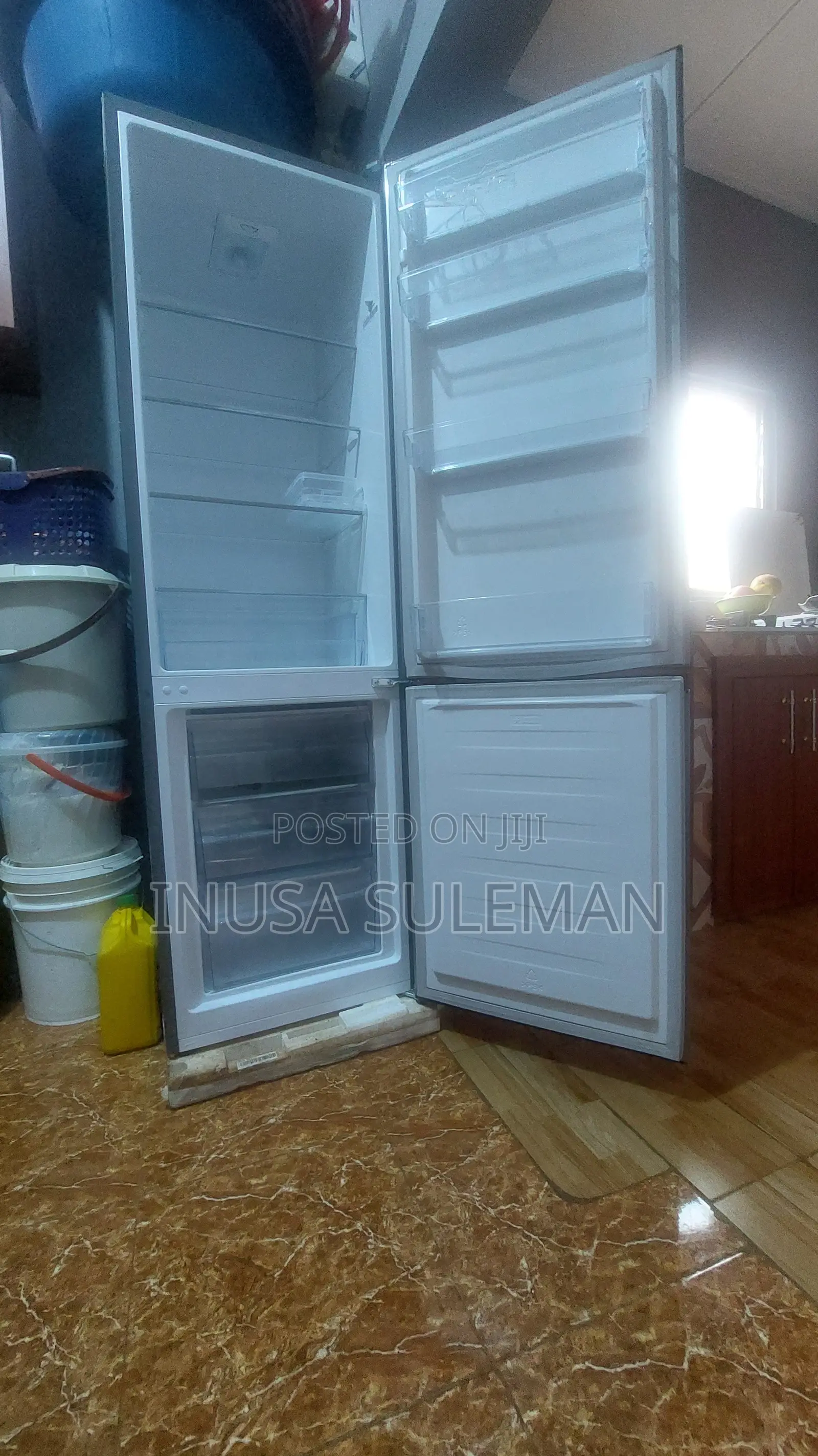 Hisense Fridge 268L 2 Doors Very Neat