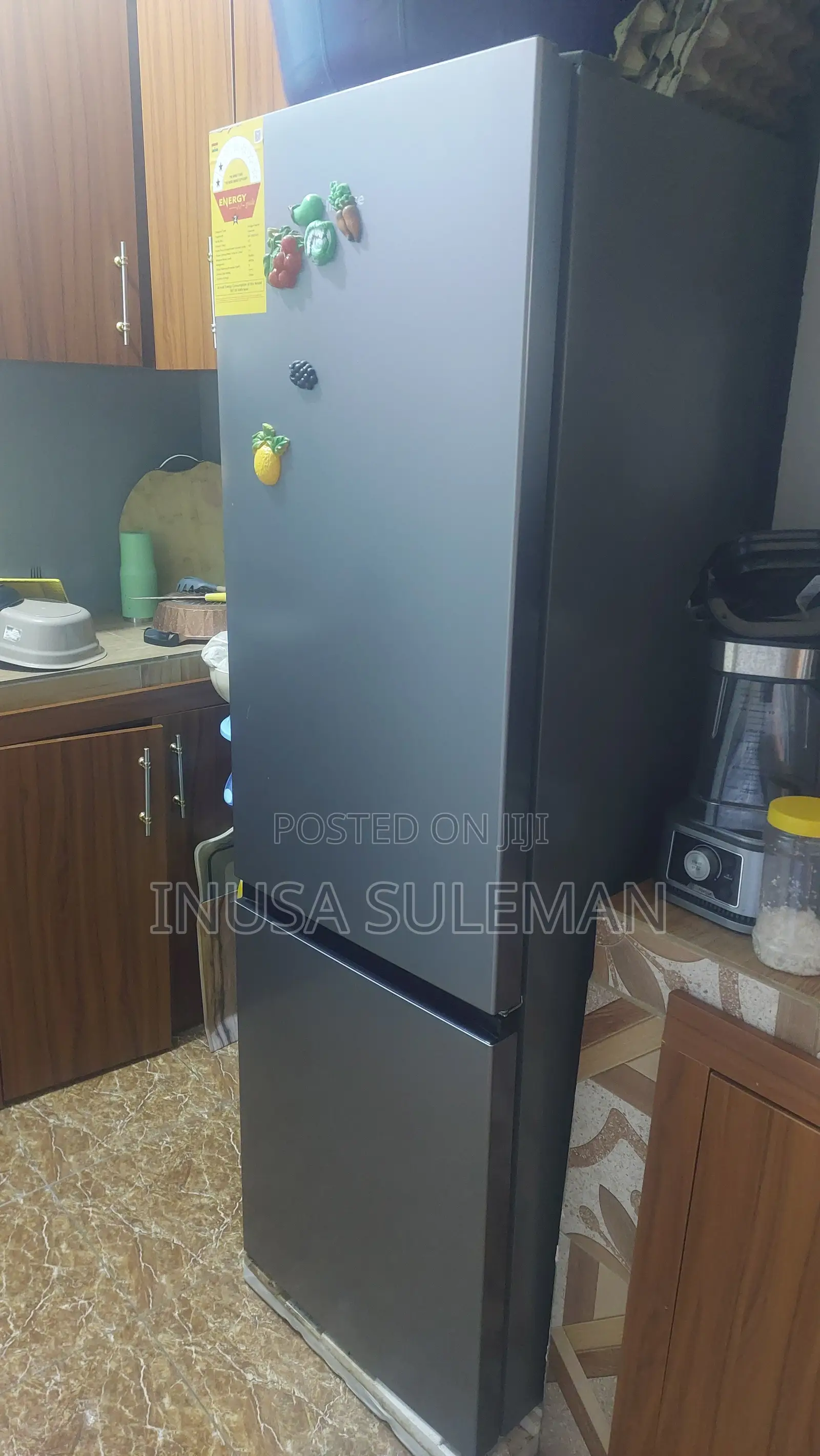 Hisense Fridge 268L 2 Doors Very Neat