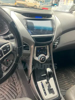 Hyundai Elantra 2012 Black