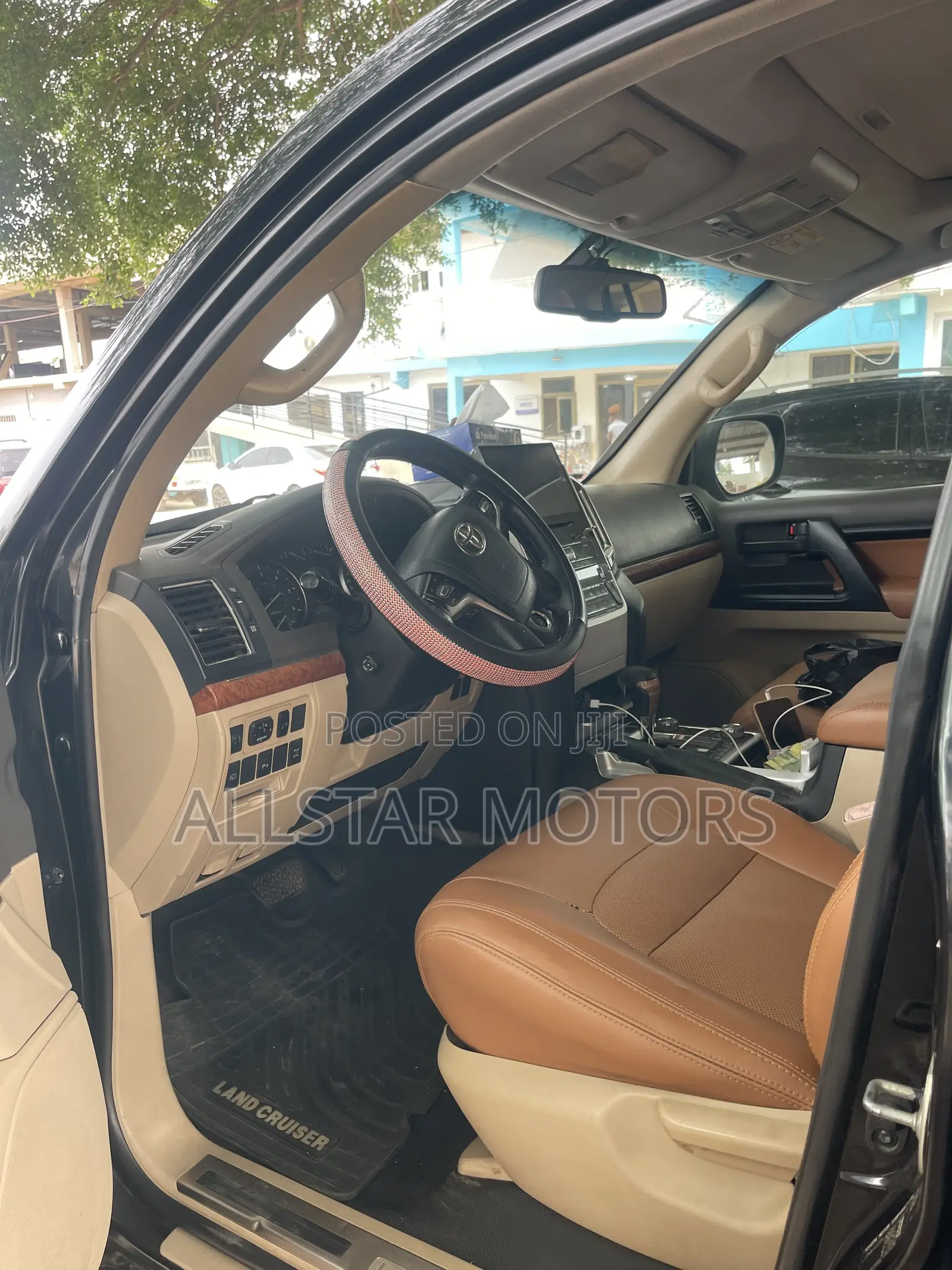 Toyota Land Cruiser 4.5 V8 DSL 2015 Black