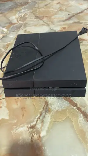 PS4 Fat With No Pad and FC26