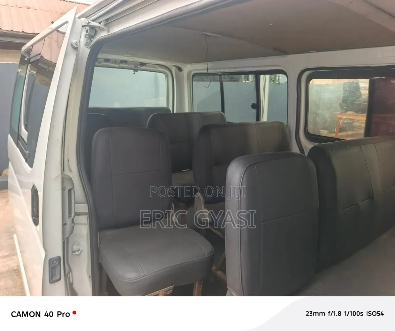 Toyota HiAce 2010 White
