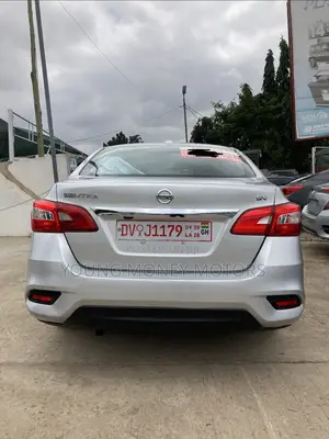 Nissan Sentra SV 2017 Silver
