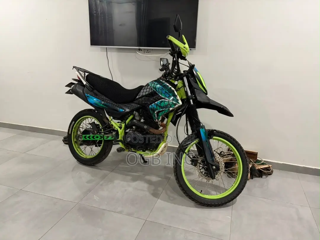 Apsonic AP200GY-9 2024 Green