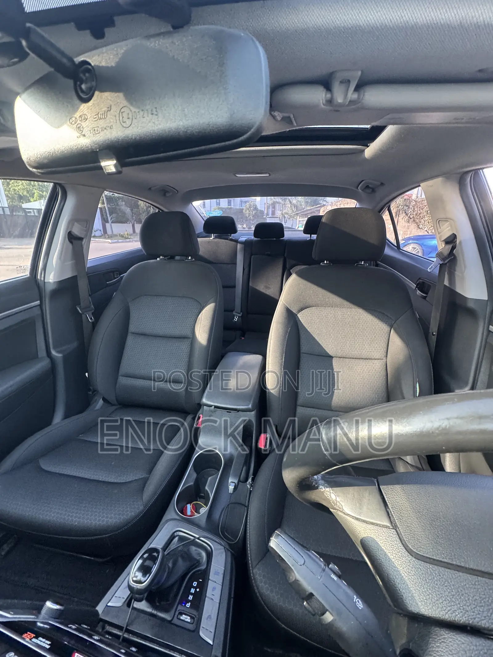 Hyundai Elantra SE Sedan FWD (2.0L 4cyl 6M) 2017 Black