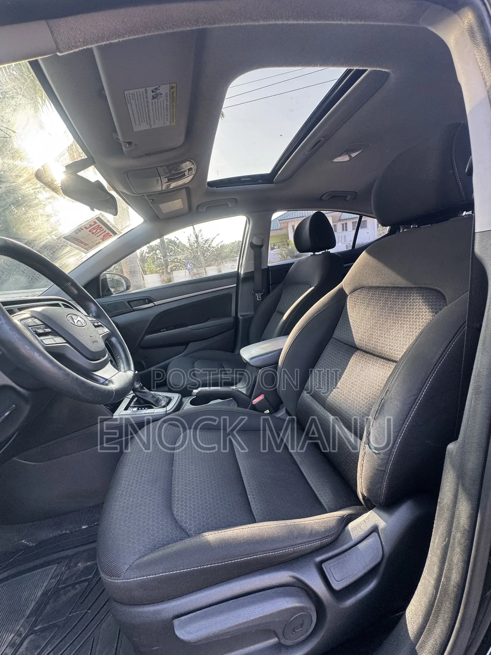 Hyundai Elantra SE Sedan FWD (2.0L 4cyl 6M) 2017 Black