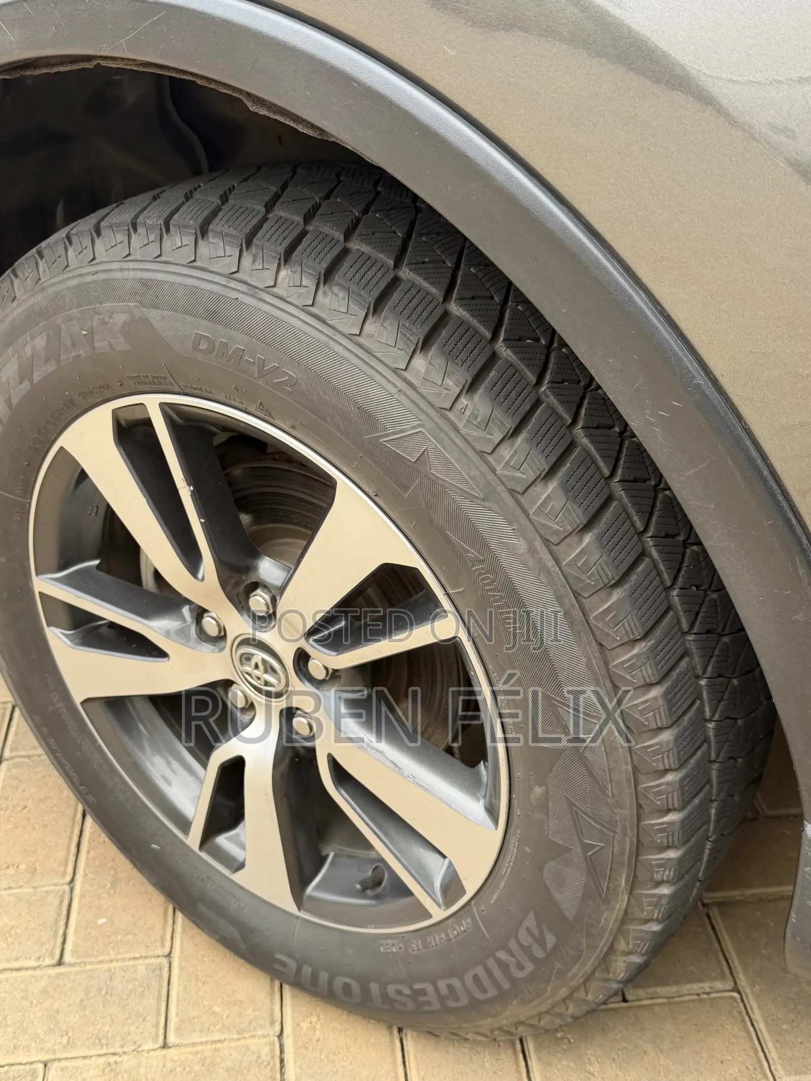 Toyota RAV4 2018 Gray