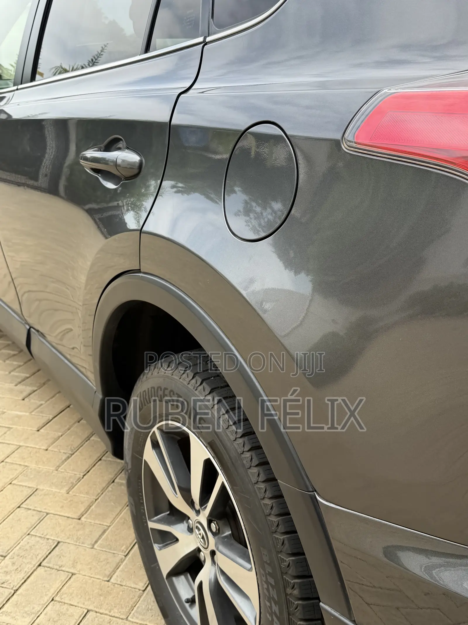 Toyota RAV4 2018 Gray