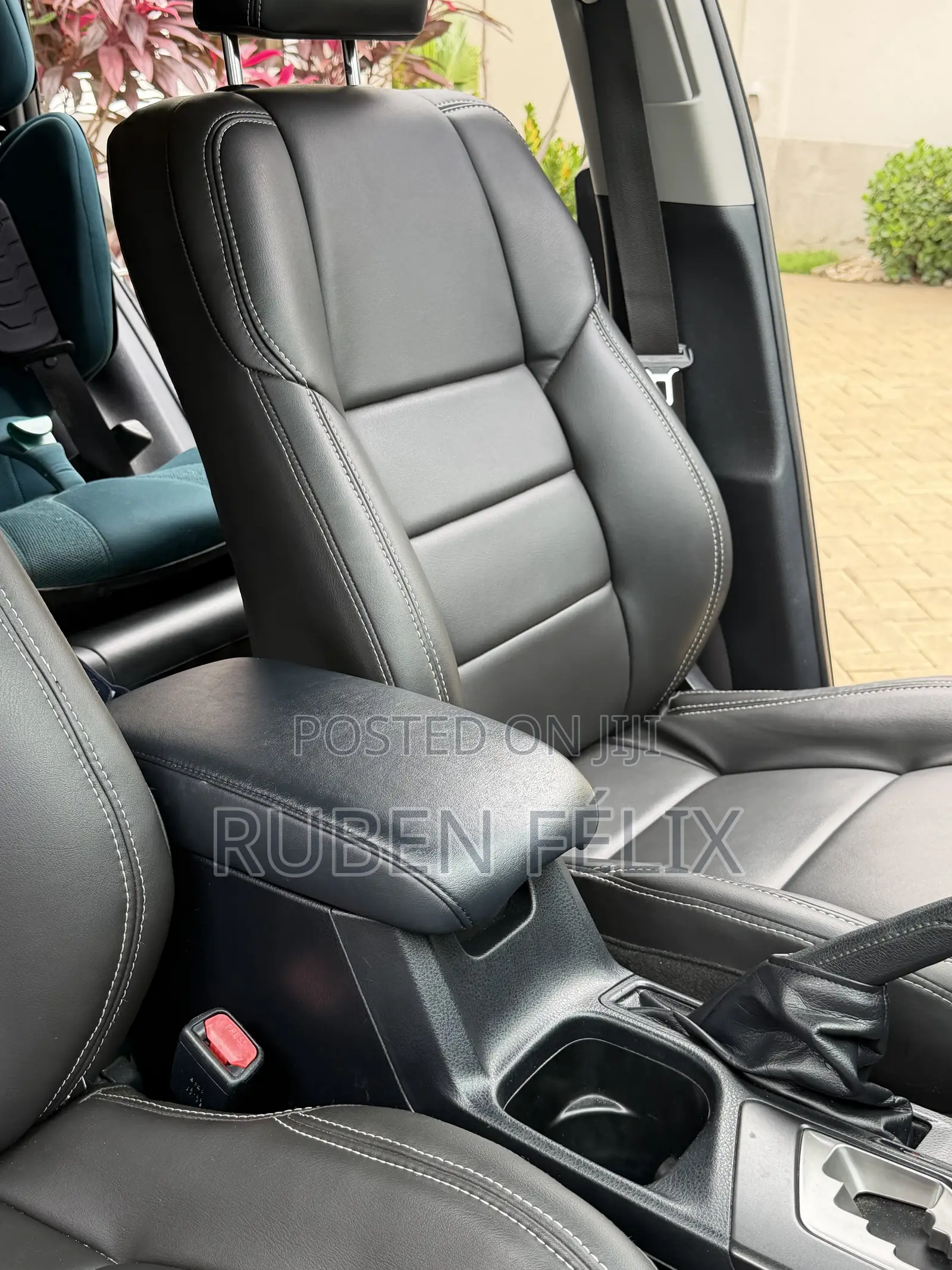 Toyota RAV4 2018 Gray