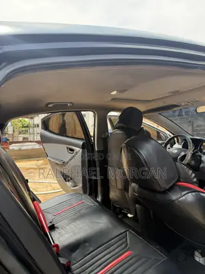 Hyundai Elantra 2013 Black
