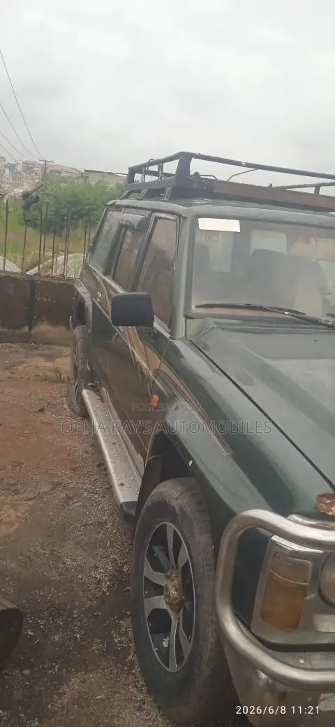 Nissan Patrol 1993 Green