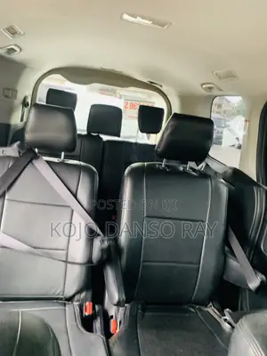 Toyota Voxy X 2WD 8-Seater 2015