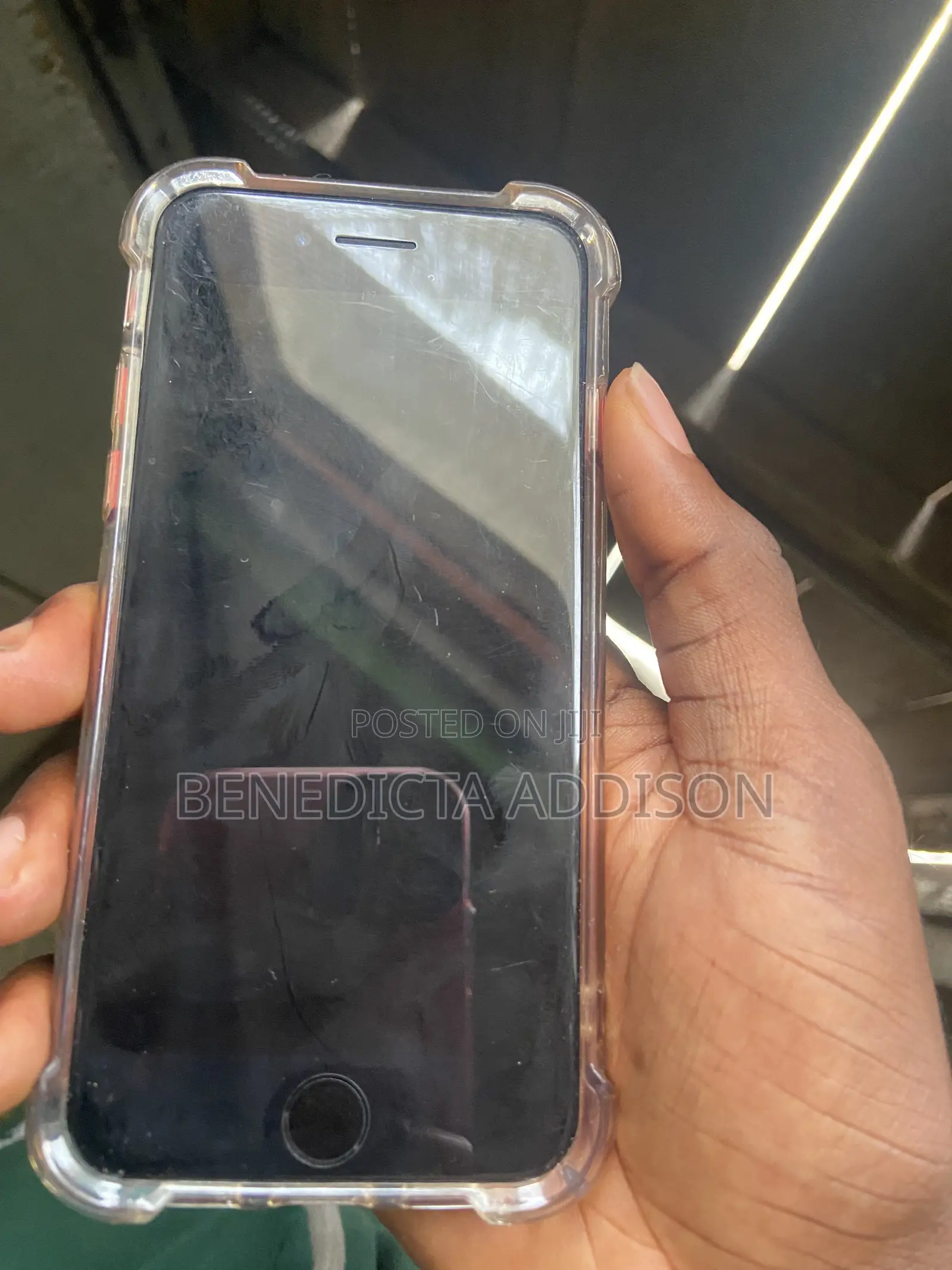 Apple iPhone SE (2020) 64 GB Red