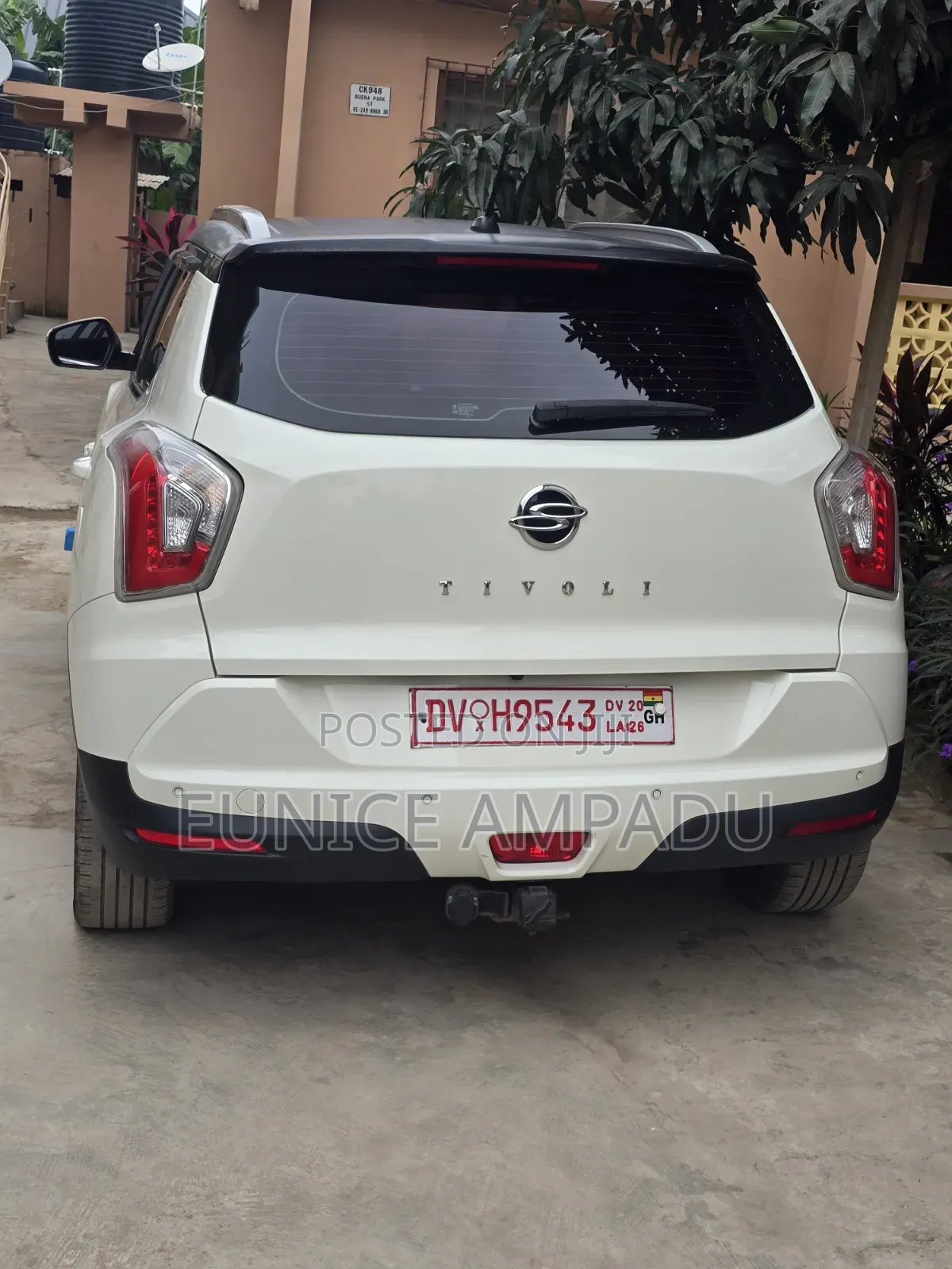 SsangYong Tivoli 2016 White