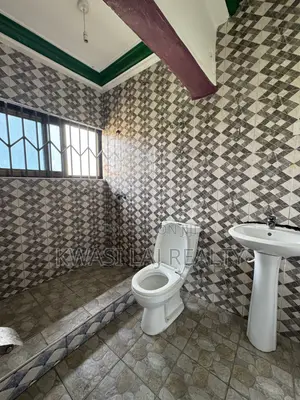 2bdrm Apartment in New Bortianor, Weija for rent