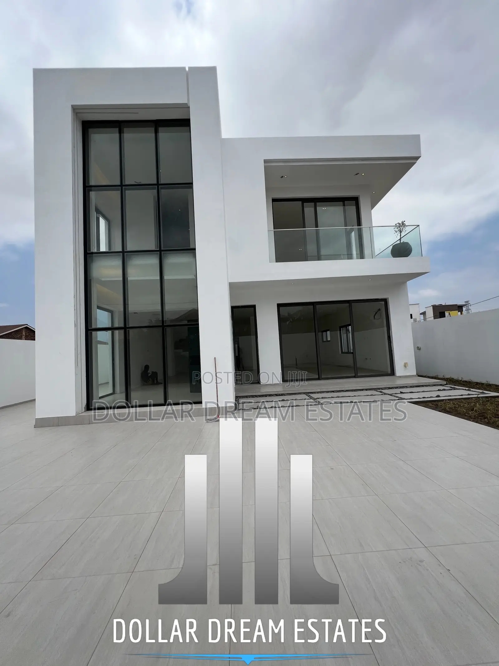 4bdrm House in Adjiriganor for sale