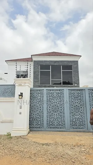 4bdrm House in Lashibi Mf, Sakumono for rent