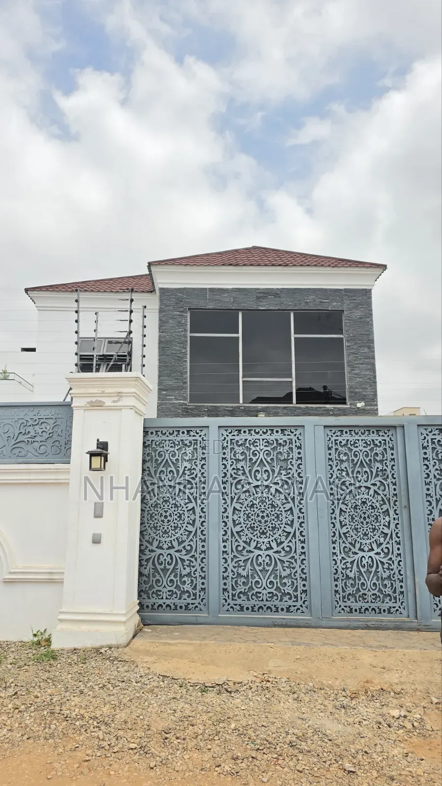 4bdrm House in Lashibi Mf, Sakumono for rent