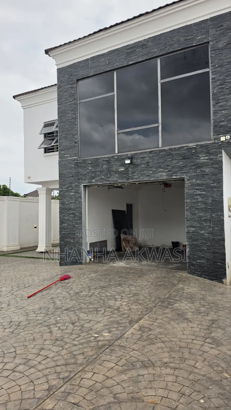 4bdrm House in Lashibi Mf, Sakumono for rent