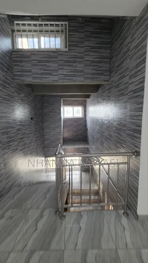 3bdrm Apartment in Junction Mall, Sakumono for rent