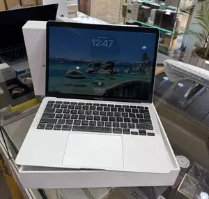 Laptop Apple MacBook Air 16GB Apple M1 SSD 256GB
