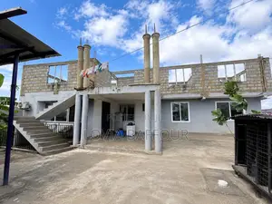 8bdrm Block of Flats in Number 1 for sale