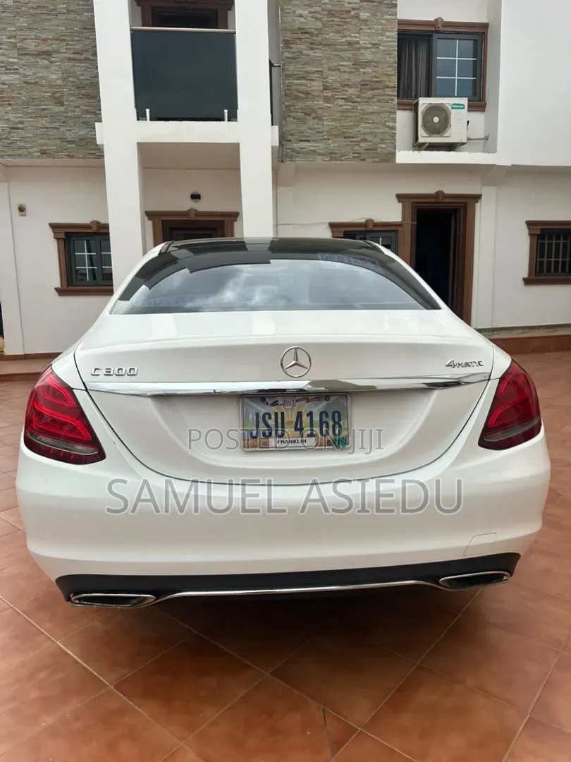 Mercedes-Benz C300 2015 White