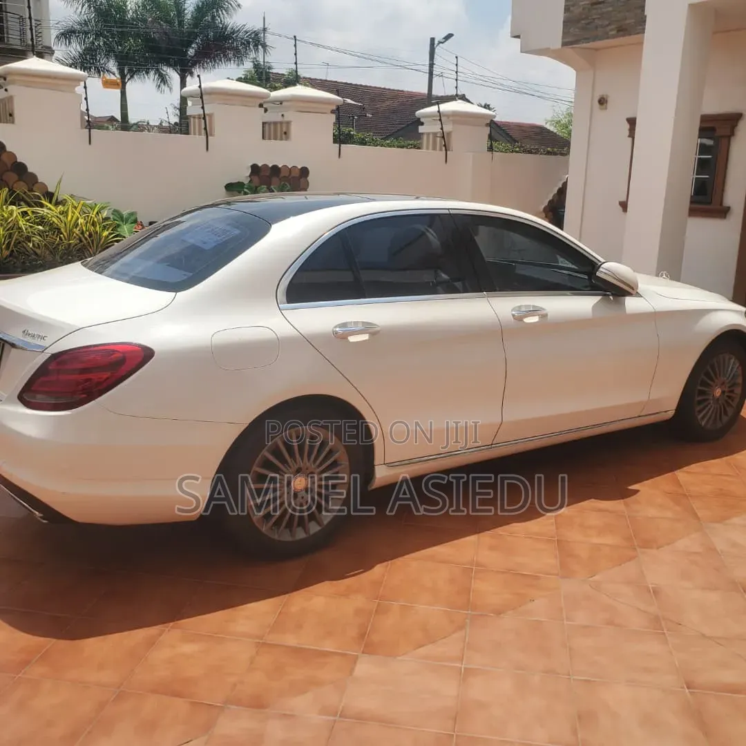 Mercedes-Benz C300 2015 White
