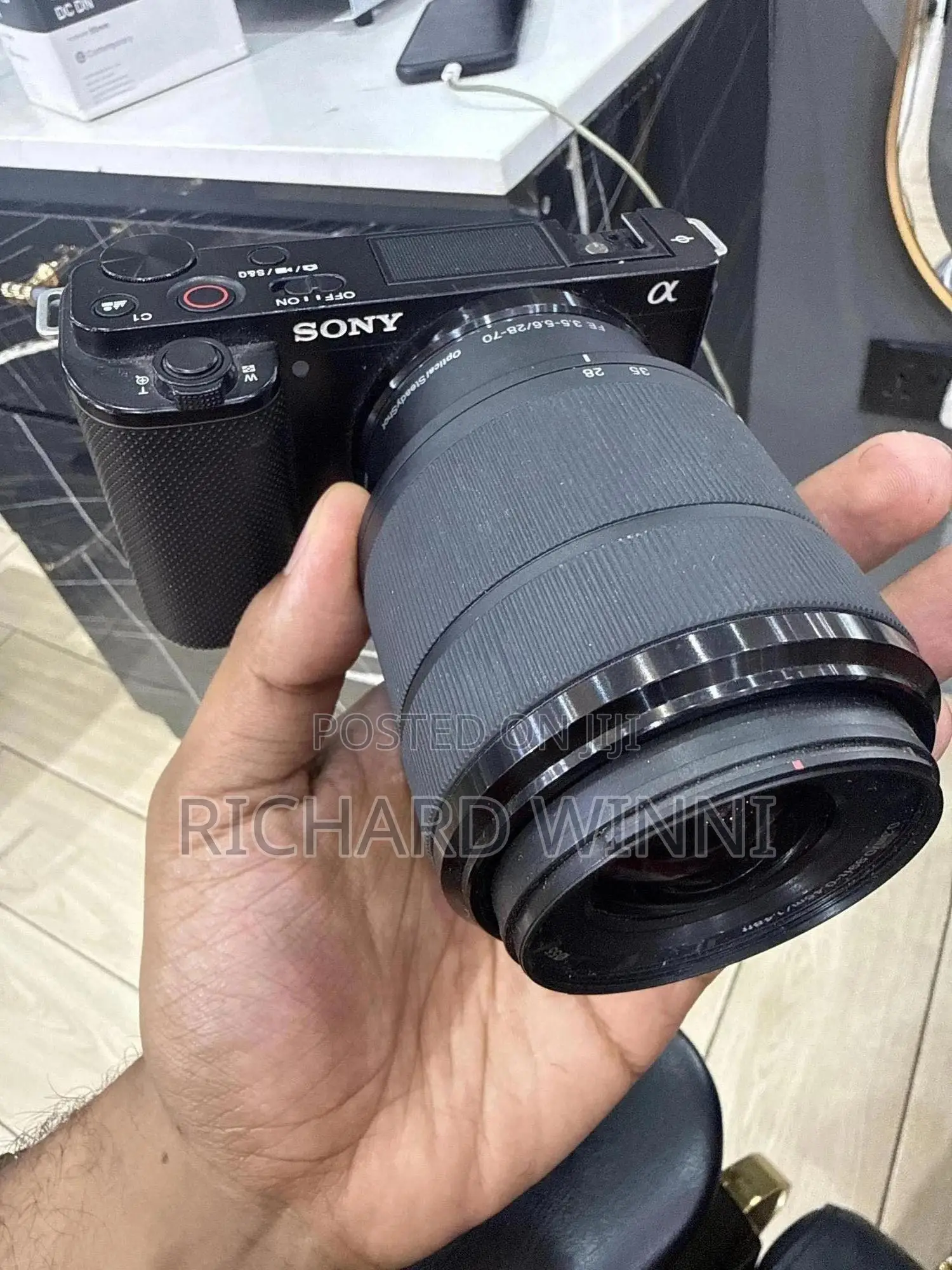 Sony Zv-e10 Body+Kit Lens+Sigma 28–70mm Lens (Clean • Ready To Shoot)