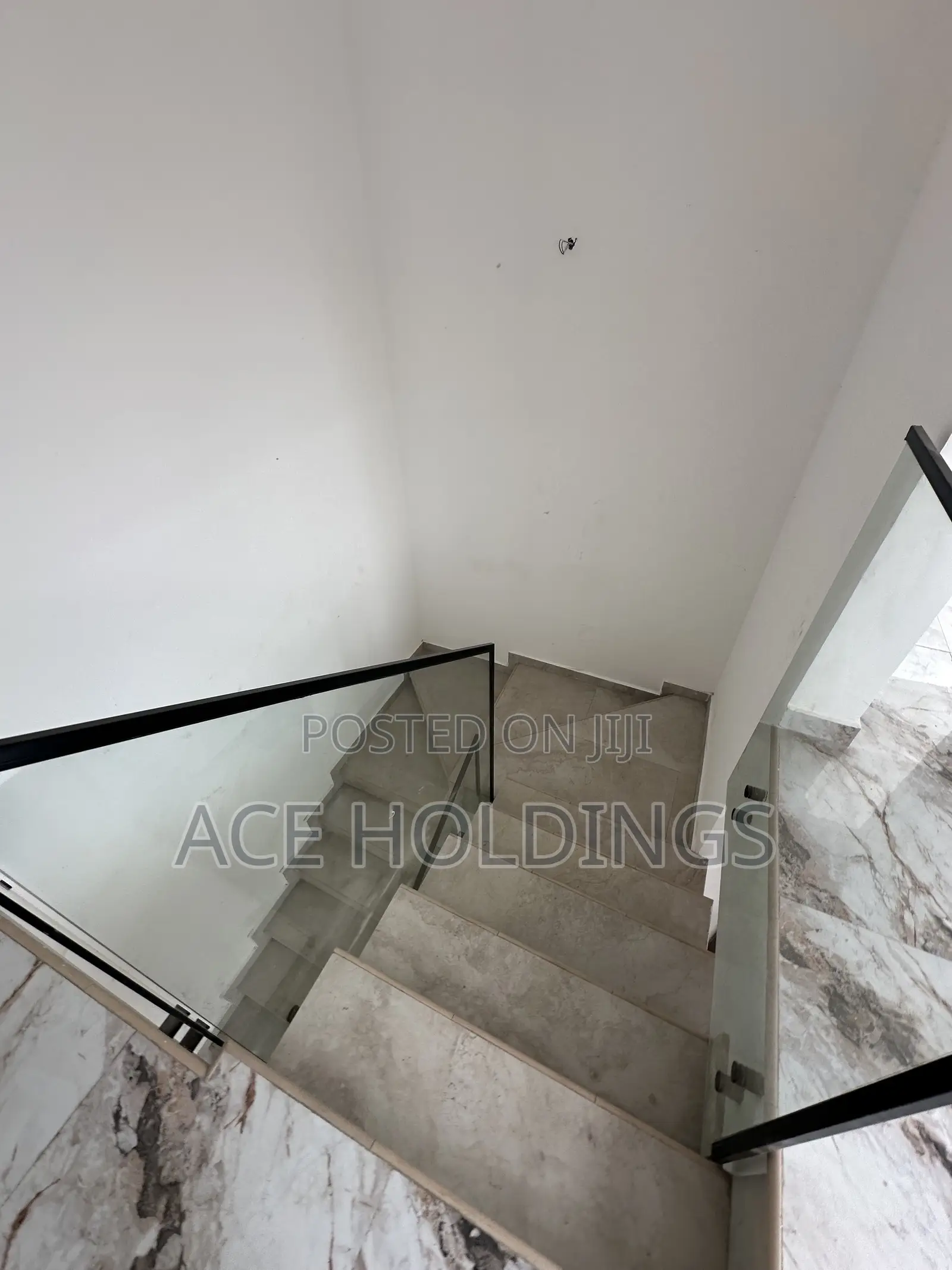 3bdrm House in Adjiringanor, Adjiriganor for sale