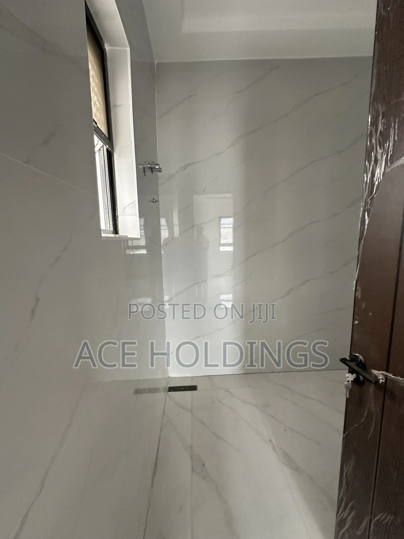 3bdrm House in Adjiringanor, Adjiriganor for sale