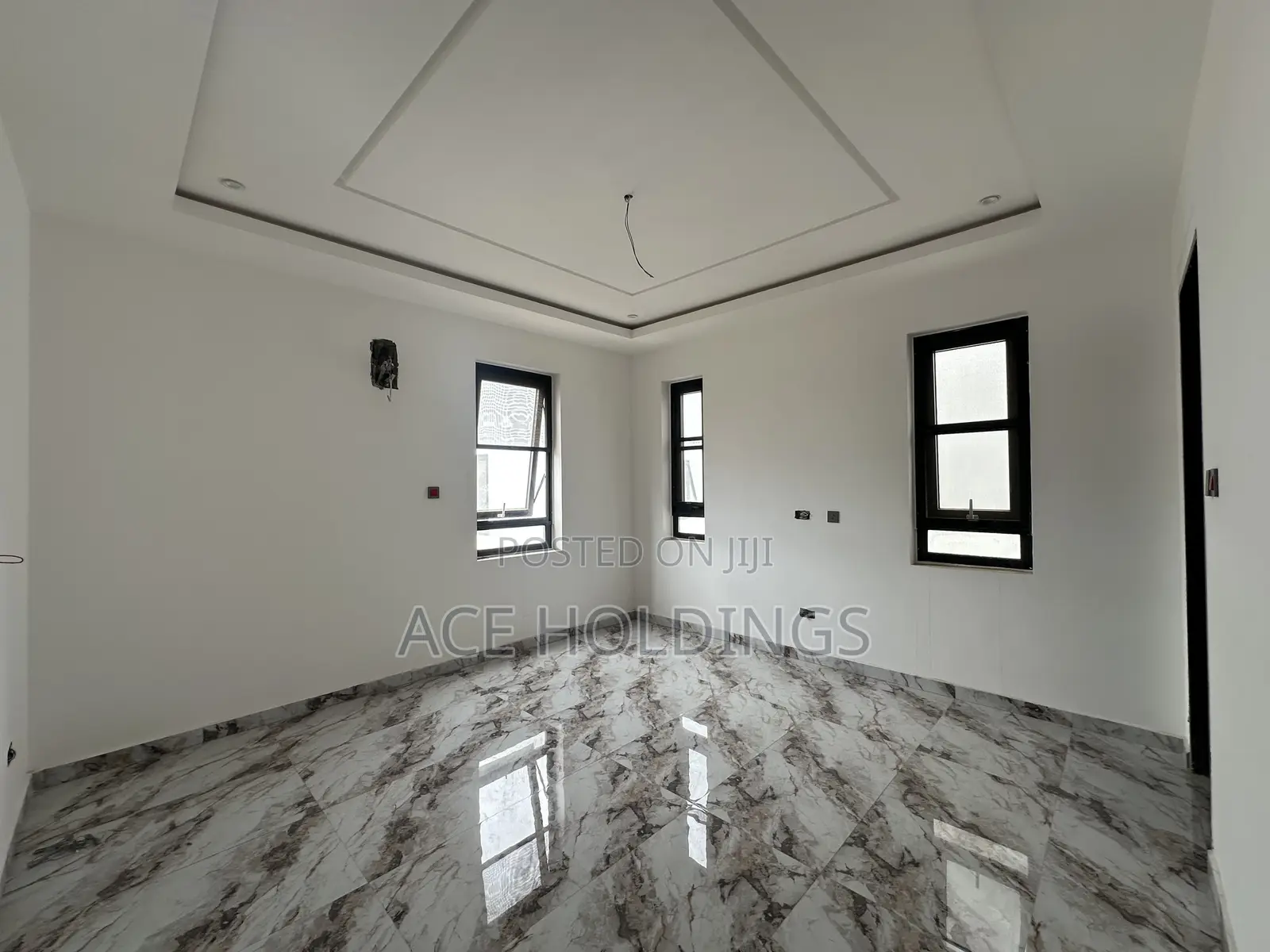 3bdrm House in Adjiringanor, Adjiriganor for sale