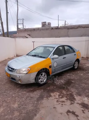 Kia Cerato 2006 Silver