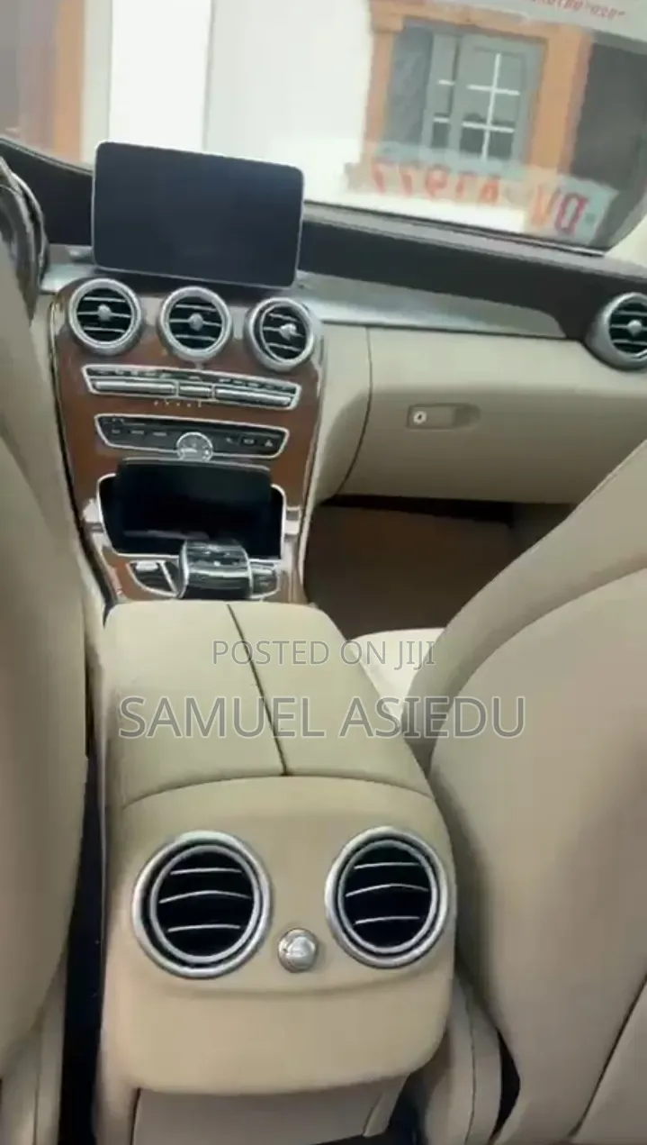 Mercedes-Benz C300 2015 White