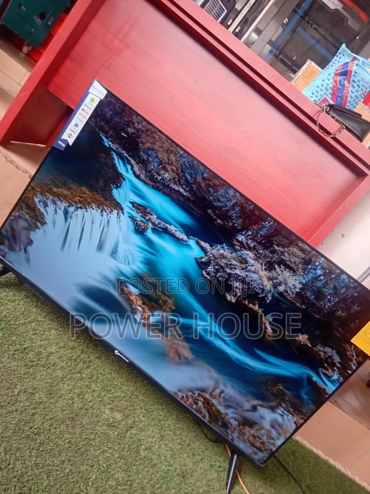Affordable Smart Television With YouTube Netflix Connectivity