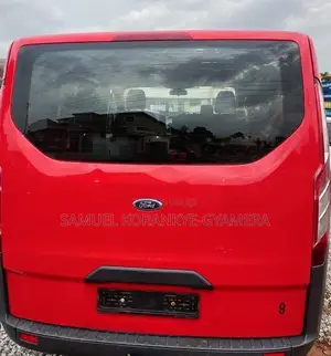 Ford Transit 2016 Red