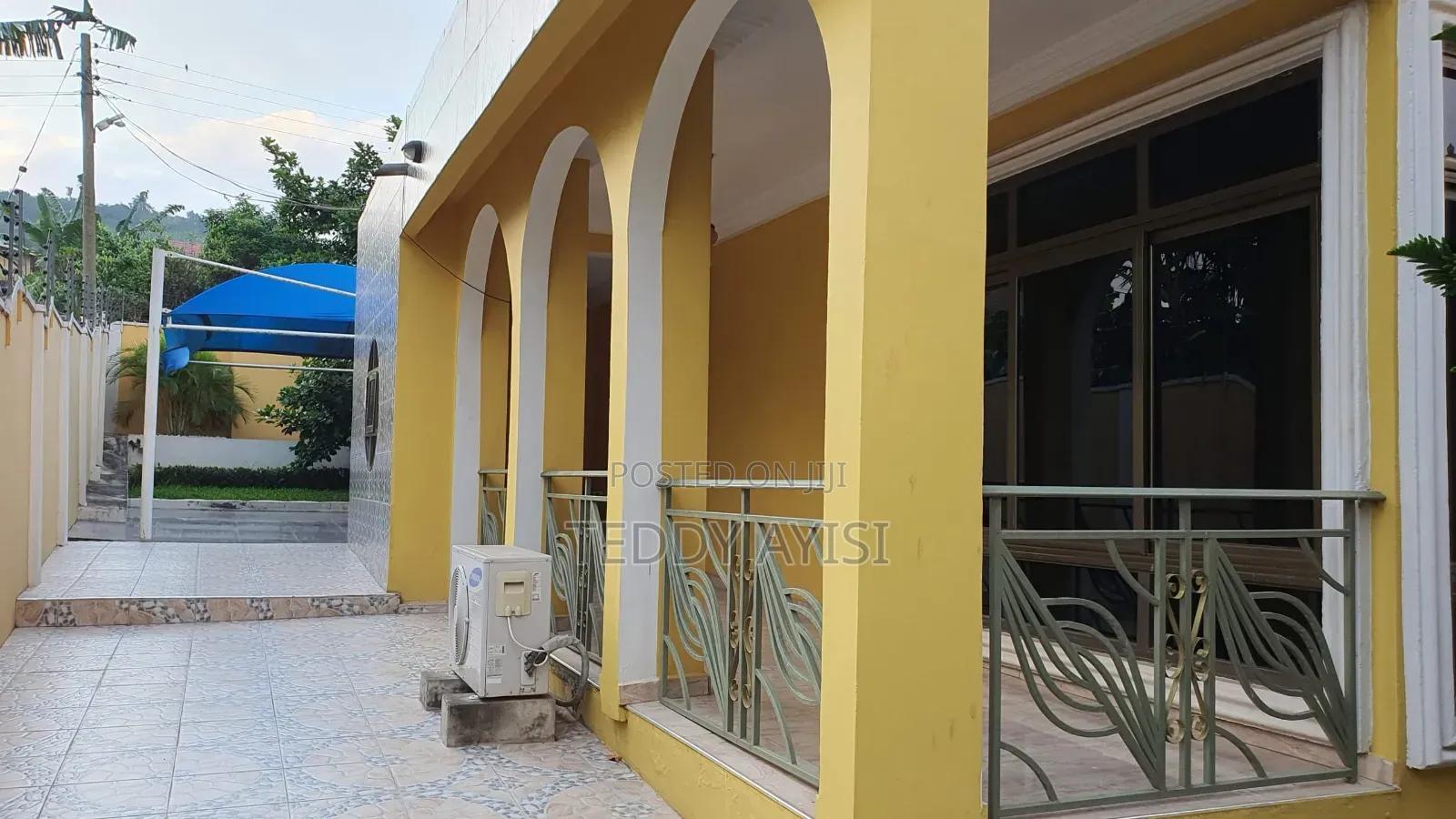 4bdrm House in Detwin Property, Kwabenya for sale