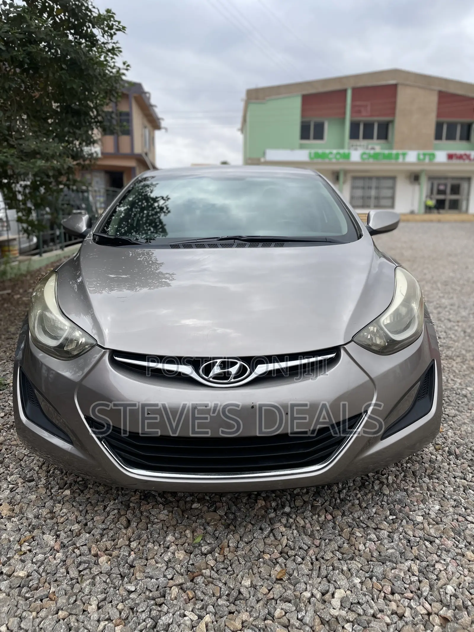 Hyundai Elantra SE 4dr Sedan (1.8L 4cyl 6M) 2015 Gold