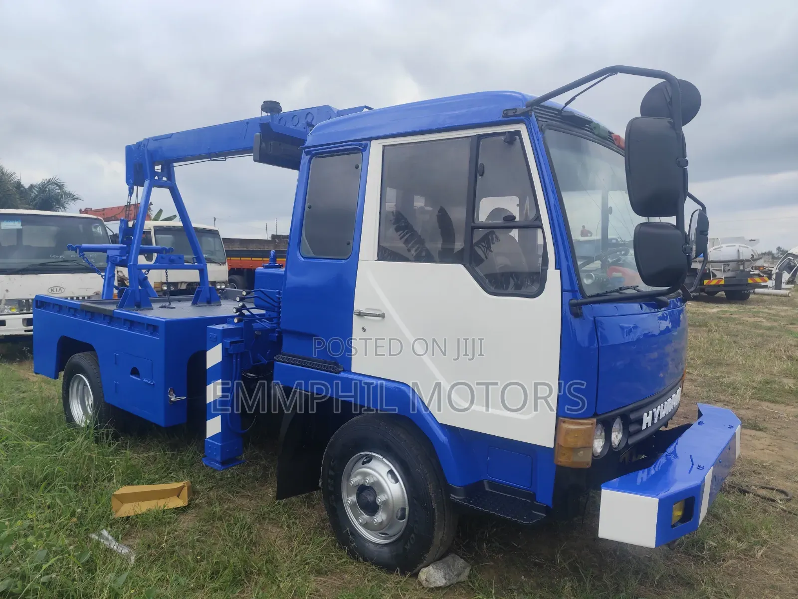 Heavy Duty Hyundai Crane. New Arrival.