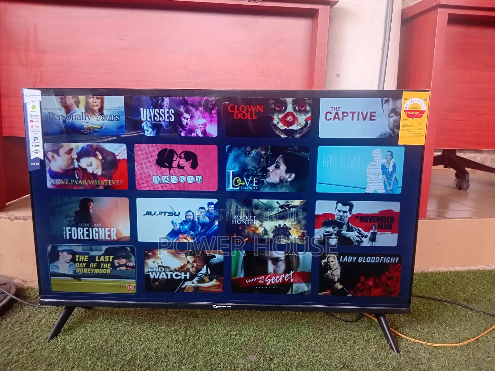 Super Clear Smart LED TV With Modern Design, Great Sound
