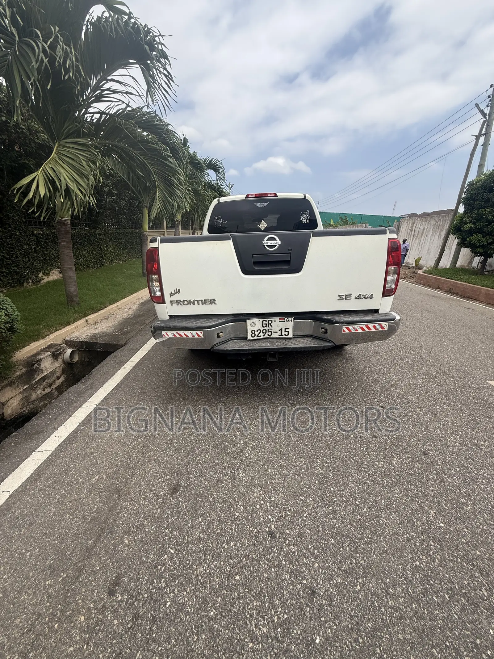 Nissan Frontier King Cab SE 4x4 2007 White