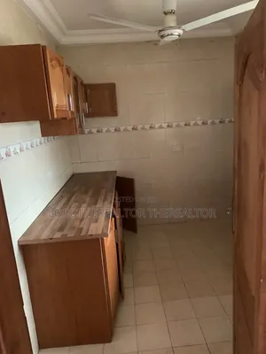 2bdrm Apartment in Ofankor for rent
