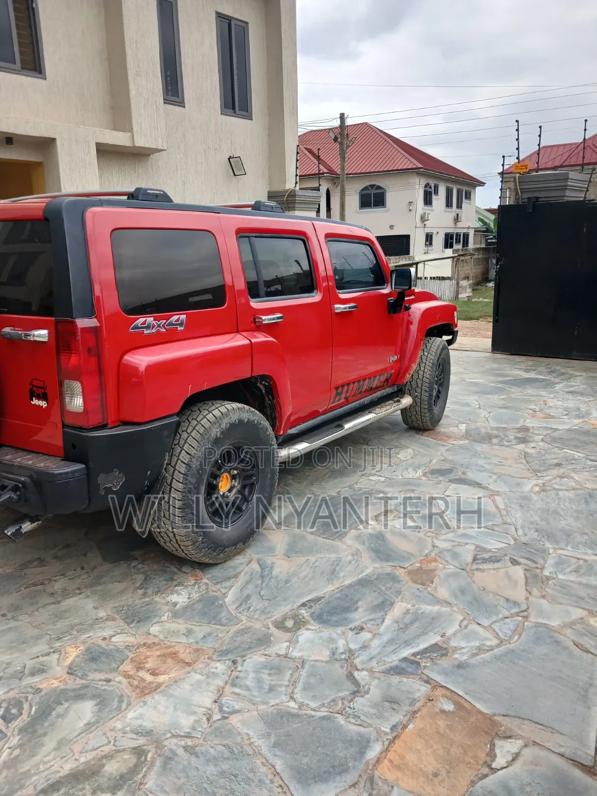 Hummer H3 2006 Red