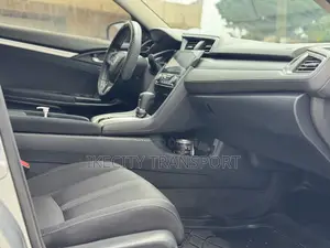 Honda Civic EX-L Sedan 2018 Silver