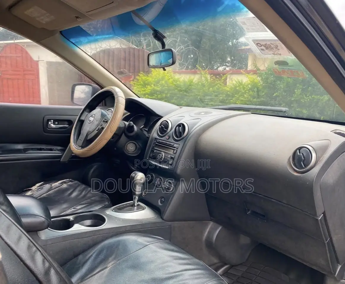 Nissan Rogue 2012 Black